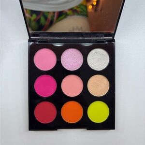 Morphe Bold and Bright Eyeshadow Palette
